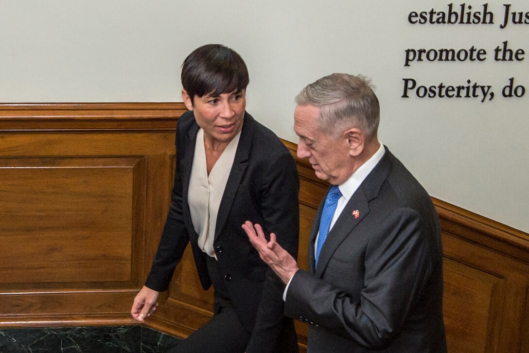 Defense Secretary Jim Mattis walks with Norwegian Defense Minister Ine Eriksen Søreide before a meeting at the Pentagon, May 17, 2017. DoD photo by Army Sgt. Amber I. Smith