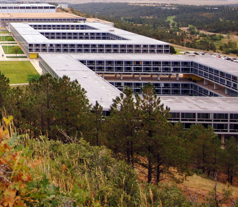 vandenberg afb dorms