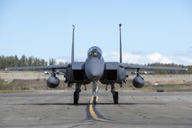 A U.S. Air Force F-15E Strike Eagle, out of Eglin Air Force Base, Fla., taxis after landing at Joint Base Elmendorf-Richardson, Alaska, during exercise Northern Edge 2017, May 11, 2017. With participants and assets from the U.S. Air Force, Army, Marine Corps, Navy and Coast Guard, Northern Edge is Alaska’s premier joint-training exercise designed to practice operations and enhance interoperability among the services. (U.S. Air Force photo by Alejandro Pena)