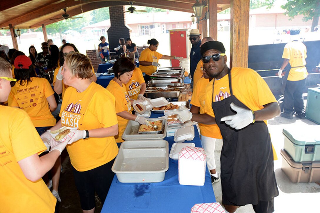 Center Restaurant staff serve various BBQ themed meals to the Defense Supply Center Richmond, Virginia, community. Defense Logistics Agency Installation Support at Richmond’s Morale Welfare and Recreation staff expected 500 community members to come to the event, but more than 800 members showed up to the first Bellwood Bash Family and Friends Day Celebration May 18, 2017 at Defense Supply Center Richmond, Virginia.