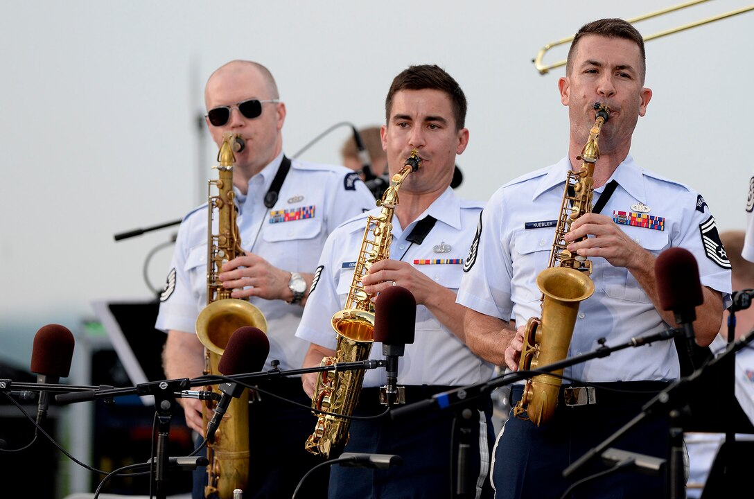 Air Force birthday celebration continues with the Air Force Band's summer series Heritage to Horizons at the Air Force Memorial in Arlington, Va., May 17, 2017. (U.S. Air Force photos/Andy Morataya/released)