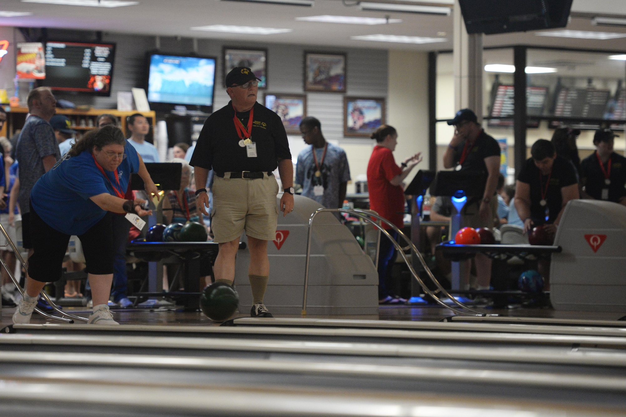 Tracey Shearer, Area 8 athlete, bowls during the Special Olympics Mississippi 2017 Summer Games at Gaude’ Lanes May 20, 2017, on Keesler Air Force Base, Miss. Keesler hosted more than 3,200 athletes, directors, coaches, family members and volunteers spanning over 16 regions across Mississippi for the 31st year. (U.S. Air Force photo by Airman 1st Class Travis Beihl)
