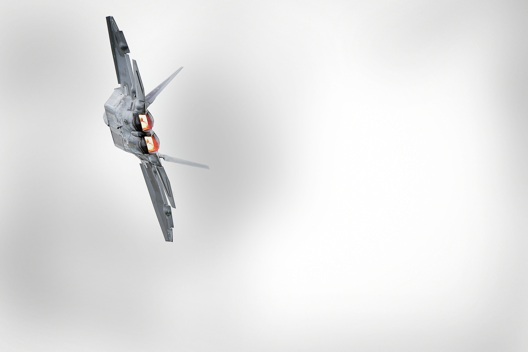 A U.S. Air Force F-22 Raptor performs a demonstration during the 911th Airlift Wing's Wings Over Pittsburgh 2017 Air Show, at Coraopolis, Pa., May 12, 2017. The F-22 displayed its maneuverable abilities during the air show, to include a performance during the Heritage Flight. (U.S. Air Force photo/Senior Airman Kimberly Nagle)