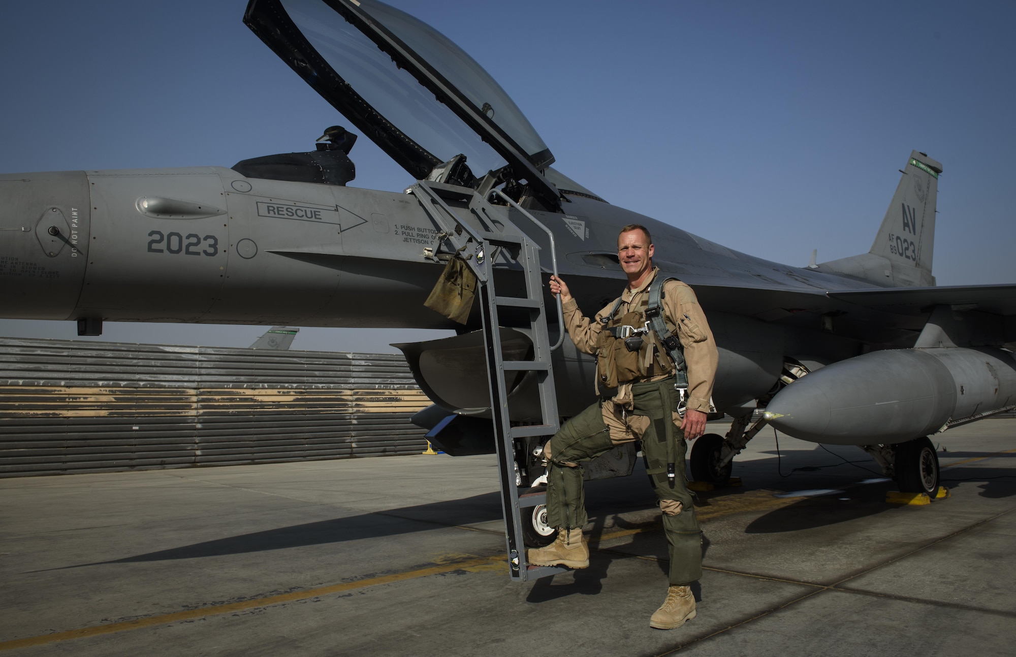 Brig. Gen. Jim Sears conducted his fini flight out of Bagram Airfield, Afghanistan, May 22, 2017. Sears, 455th Air Expeditionary Wing commander, is a command pilot with more than 3,200 flying hours, including combat missions over Iraq and Afghanistan. (U.S. Air Force photo by Staff Sgt. Benjamin Gonsier)