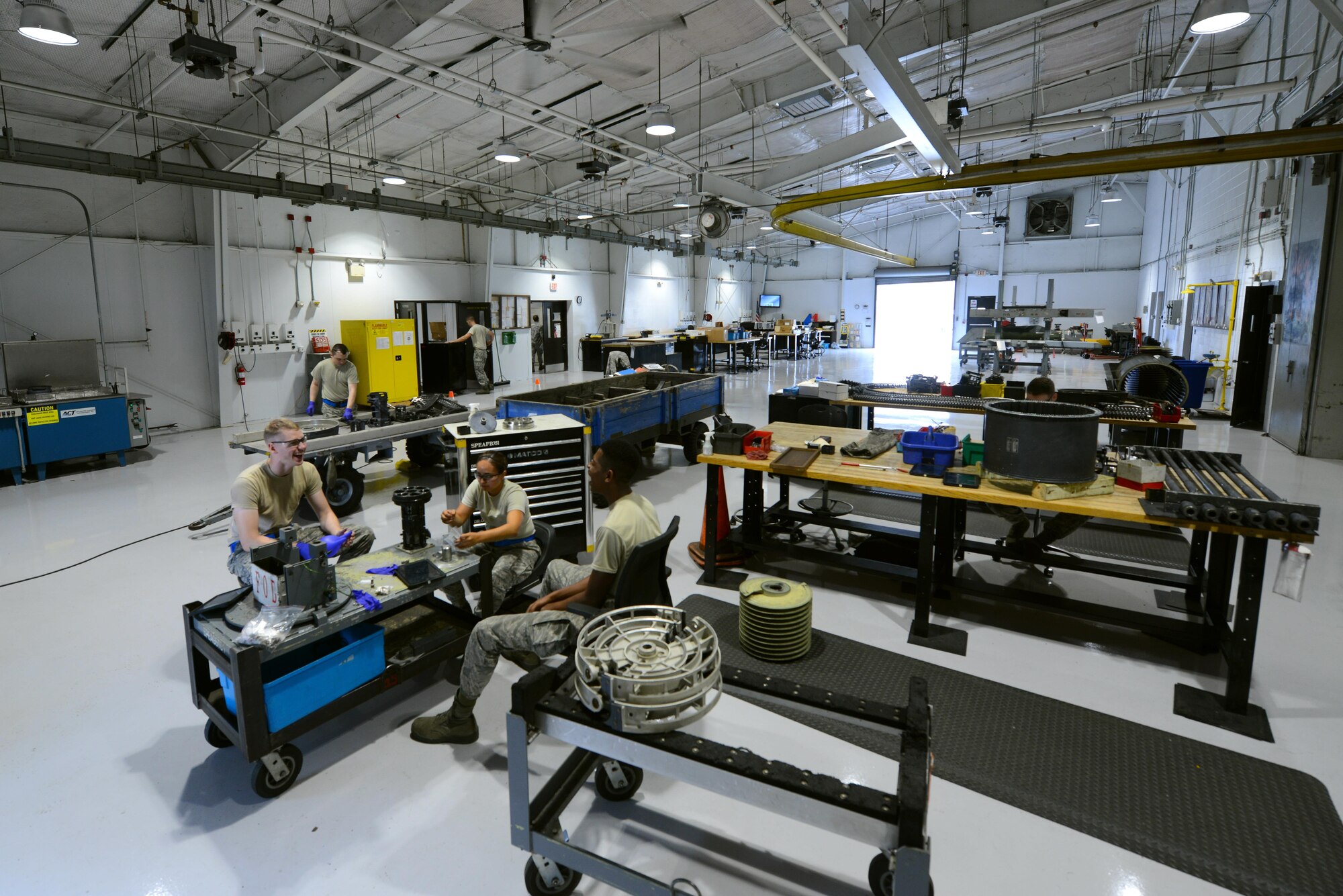 U.S. Airmen from the 20th Equipment Maintenance Squadron perform maintenance on an M61A1 Vulcan 20 mm rotary cannon at Shaw Air Force Base, S.C., May 22, 2017. The F-16CM Fighting Falcon cannon is used by 20th Fighter Wing pilots to suppress enemy air defenses by targeting radar systems and surface-to-air missile systems during deployments. (U.S. Air Force photo by Airman 1st Class Kathryn R.C. Reaves)
