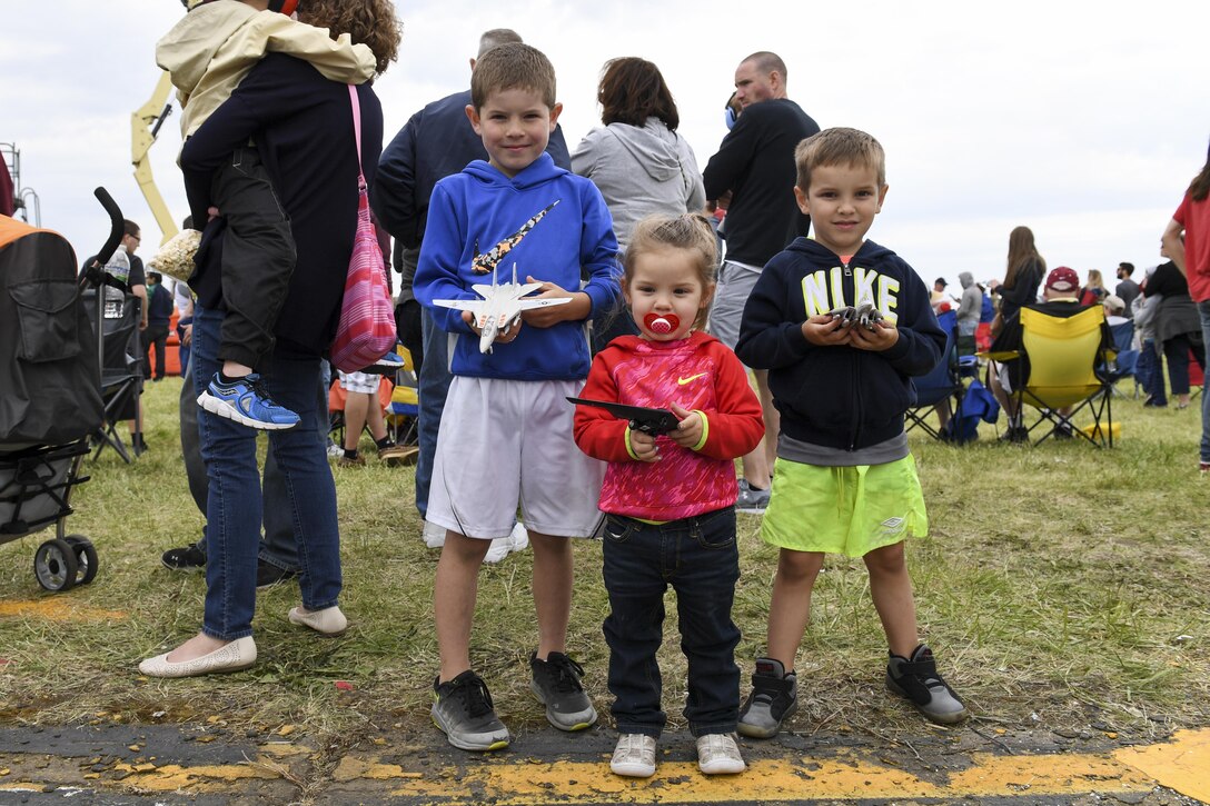 Visitors enjoy a day at the 2017 Wings Over Pittsburgh Open House/ Airshow at the Pittsburgh International Airport Air Reserve Station, Pa., May 14, 2017. The 2017 show marked the return of Wings Over Pittsburgh after a 6 year hiatus. (U.S. Air Force photo be Senior Airman Beth Kobily)