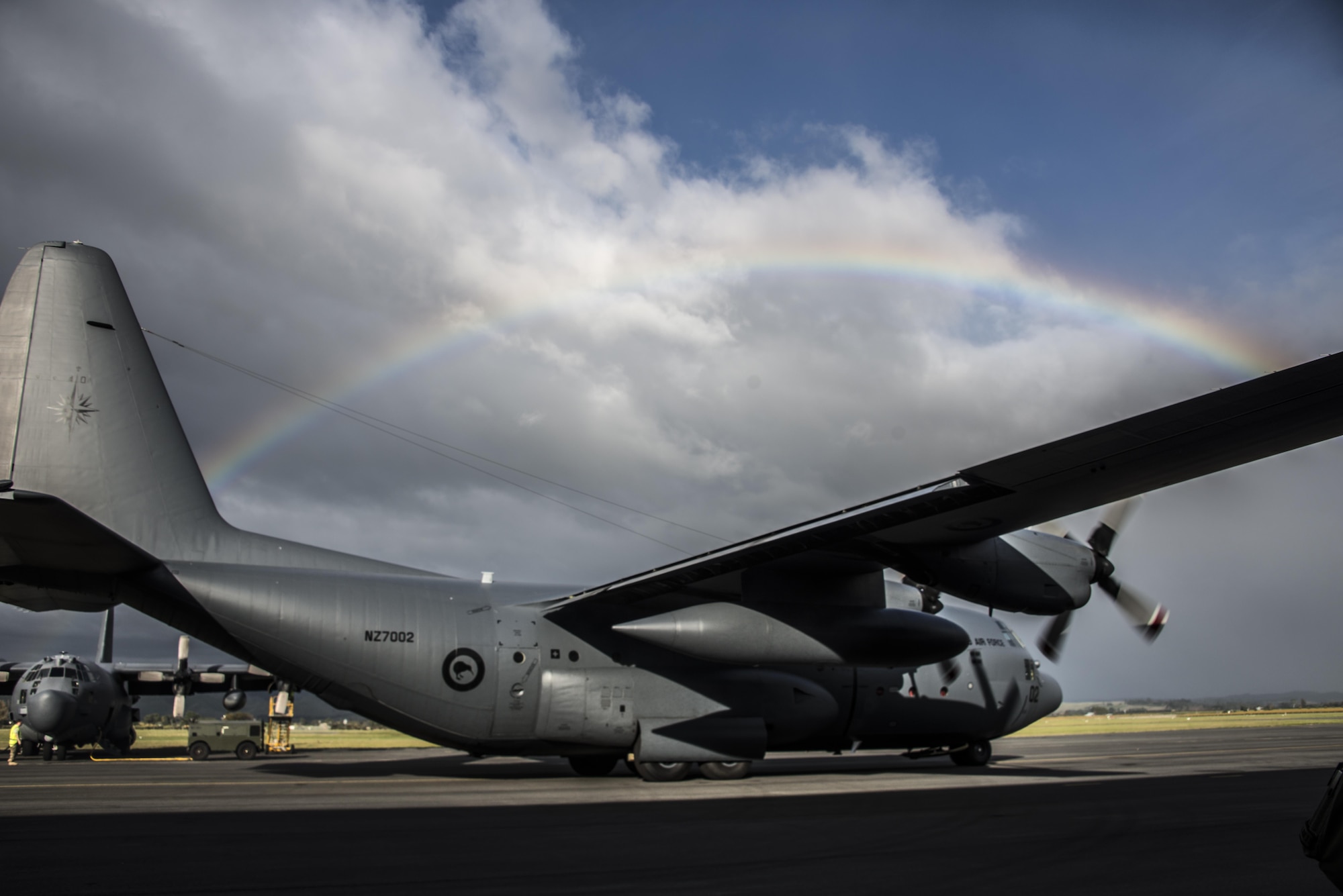A Royal New Zealand Air Force 40th Squadron C-130 prepares to redeploy to RNZAF Base Auckland following the conclusion of Exercise Teak Net, April 28, 2017 at RNZAF Base Woodbourne, New Zealand. Exercise Teak Net provided the opportunity at further developing interoperability with counterparts from the RNZAF through daily airborne operations to include low-level formation work and tactical operations on night vision goggles. (U.S. Air Force photo by Capt. Jessica Tait)