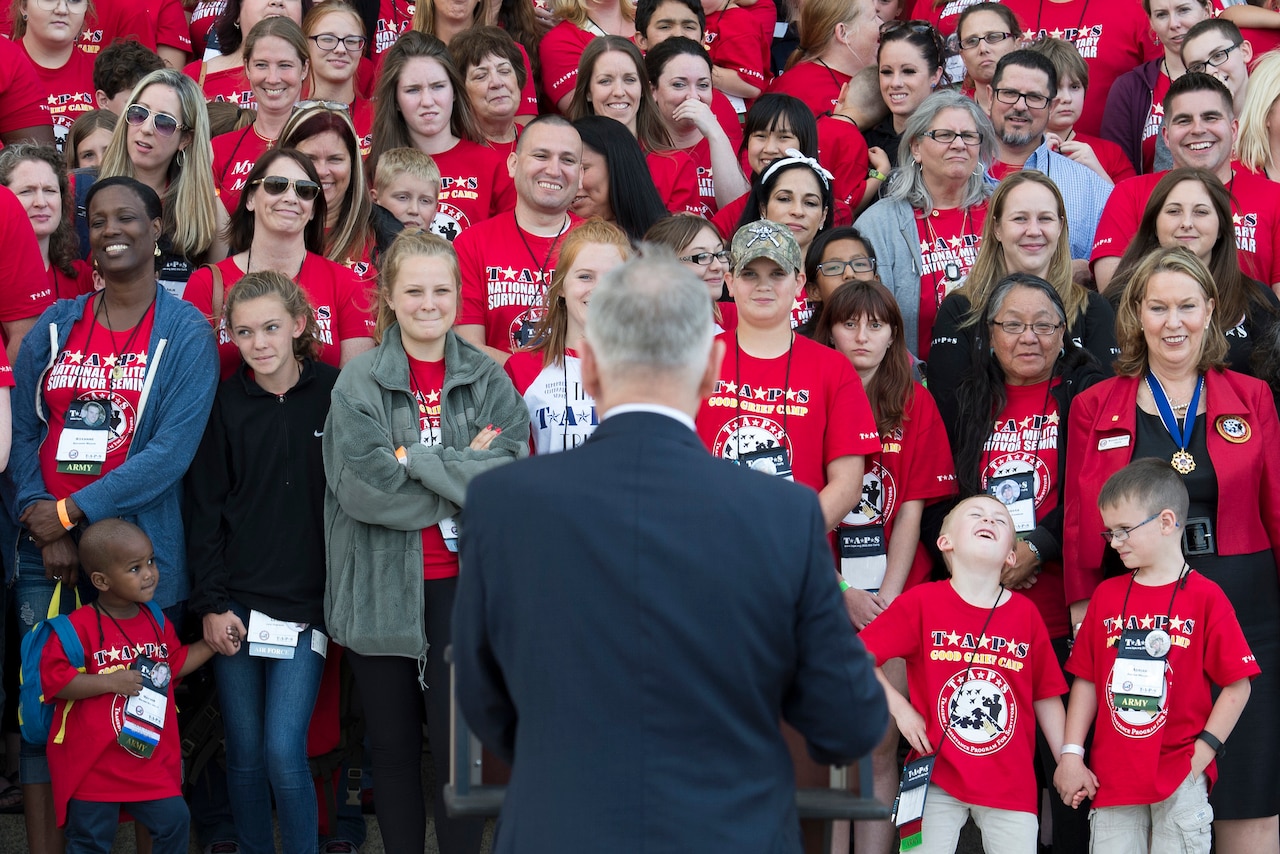 Tragedy Assistance Program for Survivors members react to Defense Secretary Jim Mattis’ welcome speech at the Pentagon in Arlington, Va. May 26, 2017. DoD photo by EJ Hersom