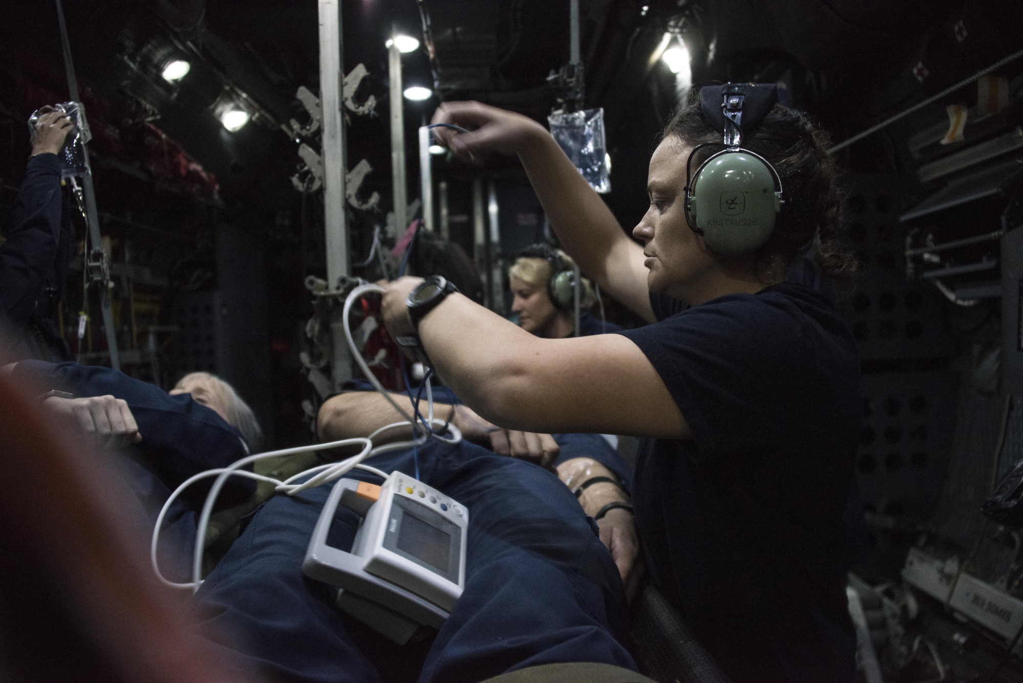 A Royal New Zealand Air Force medic treats a patient during a casualty evacuation (CASEVAC) exercise, April 26, 2017 at RNZAF Air Base Woodbourne, New Zealand. The U.S. Air Force Special Operations Forces Medical Element (SOFME) medics conducted a subject-matter expert exchange with RNZAF medics during Exercise Teak Net, which culminated with a low-light, low-level CASEVAC. (U.S. Air Force photo by Capt. Jessica Tait)