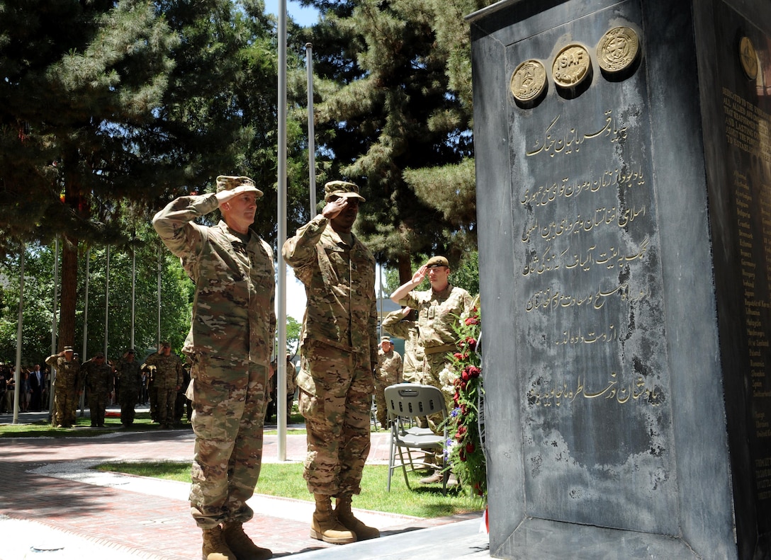 KABUL, Afghanistan (May 29, 2017) — At a ceremony at Resolute Support Headquarters today, General John Nicholson, commander, Resolute Support, pays his respects to service members who made the ultimate sacrifice in Afghanistan. (Photo by Technical Sergeant Robert M. Trujillo)