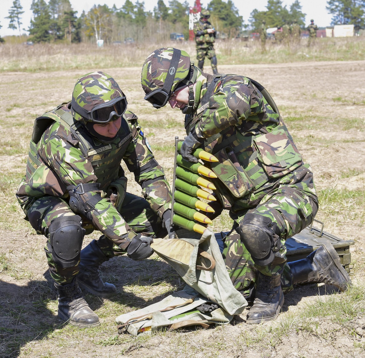 SHAPE, Senior Enlisted Leaders Work Together > U.S. Department of Defense > Defense