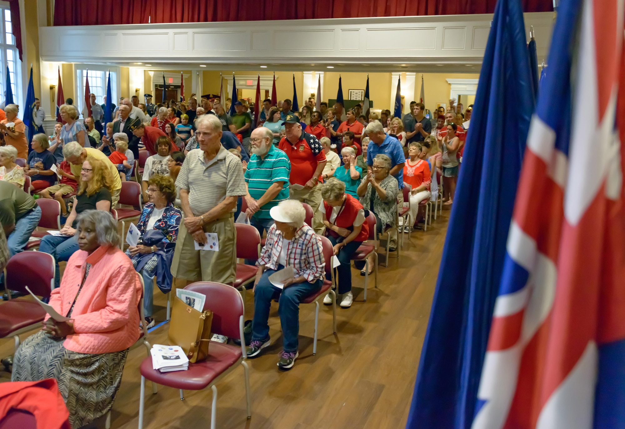 Gulf Coast veterans and family members attend the Memorial Day Ceremony at the Biloxi National Cemetery May 29, 2017, in Biloxi, Miss. The ceremony paid homage to those who have made the ulti-mate sacrifice while serving in the armed forces. (U.S. Air Force photo by Andre’ Askew)