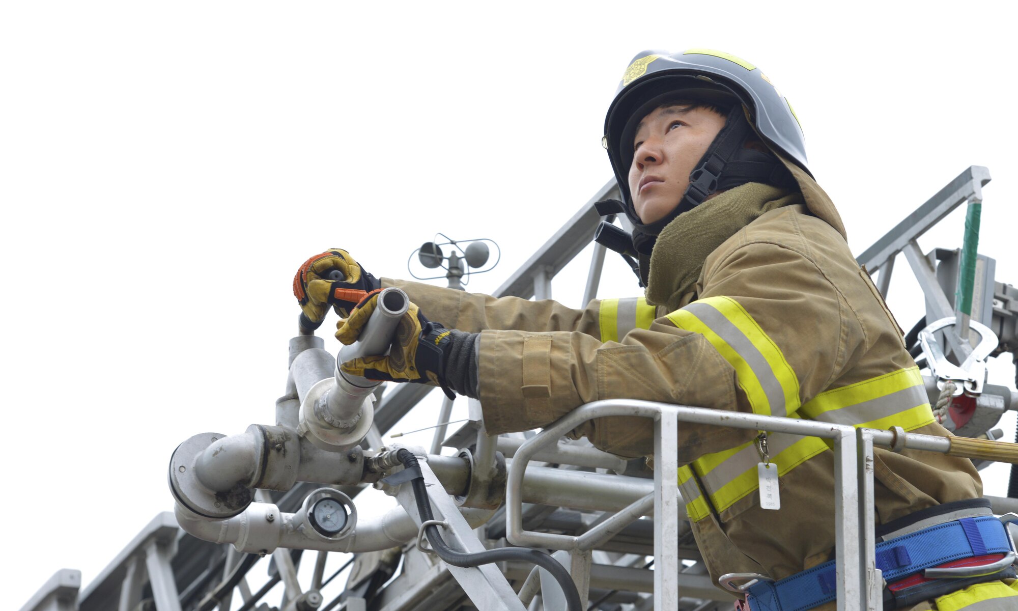 Osan, Korean Emergency Services train together, strengthen commitment