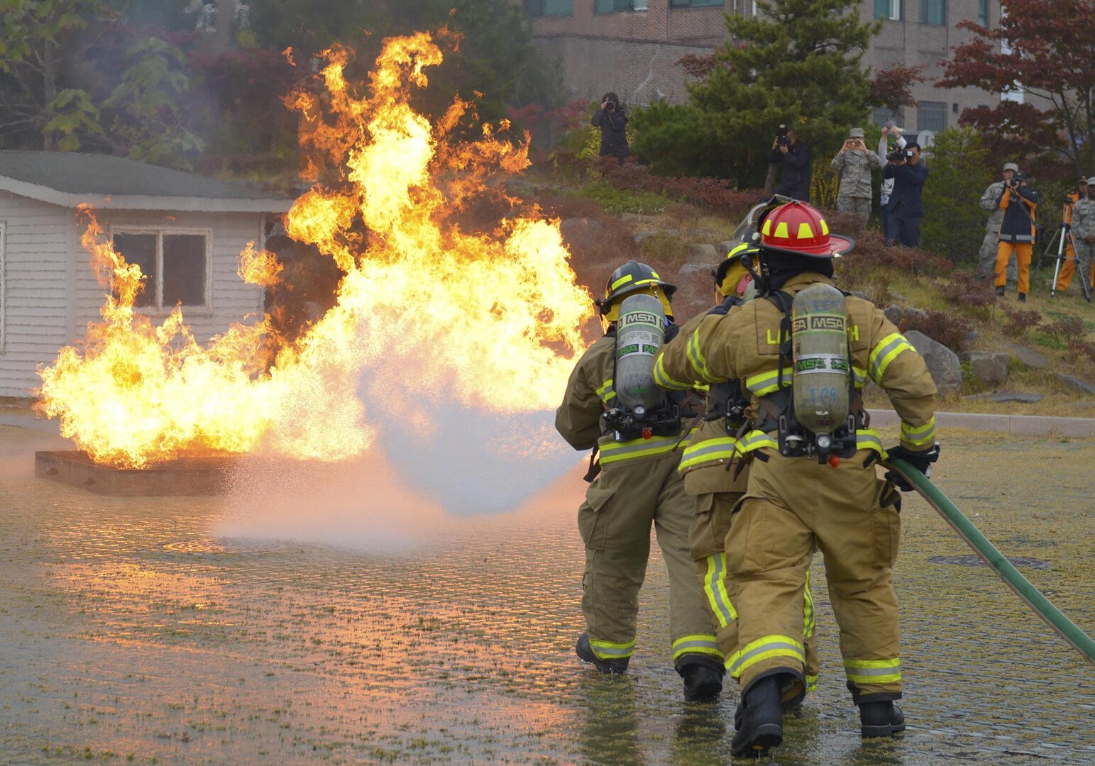 Osan, Korean Emergency Services train together, strengthen commitment