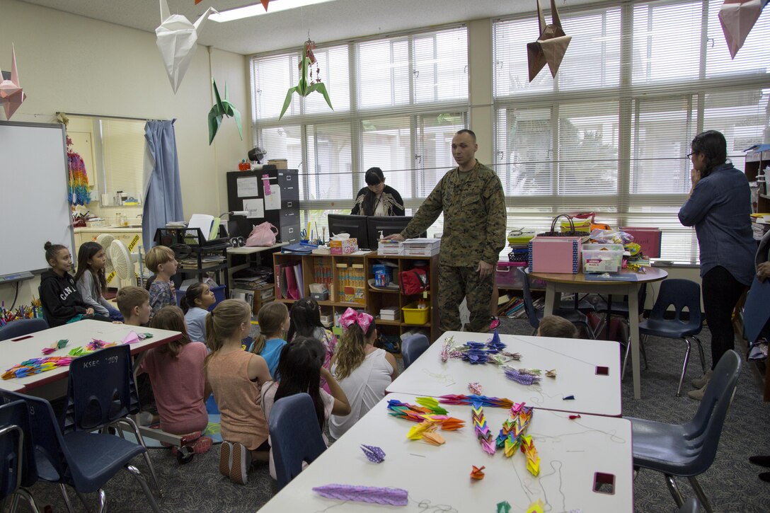 Kinser Elementary School gives 1,000 Cranes of Hope to Antilles Elementary School