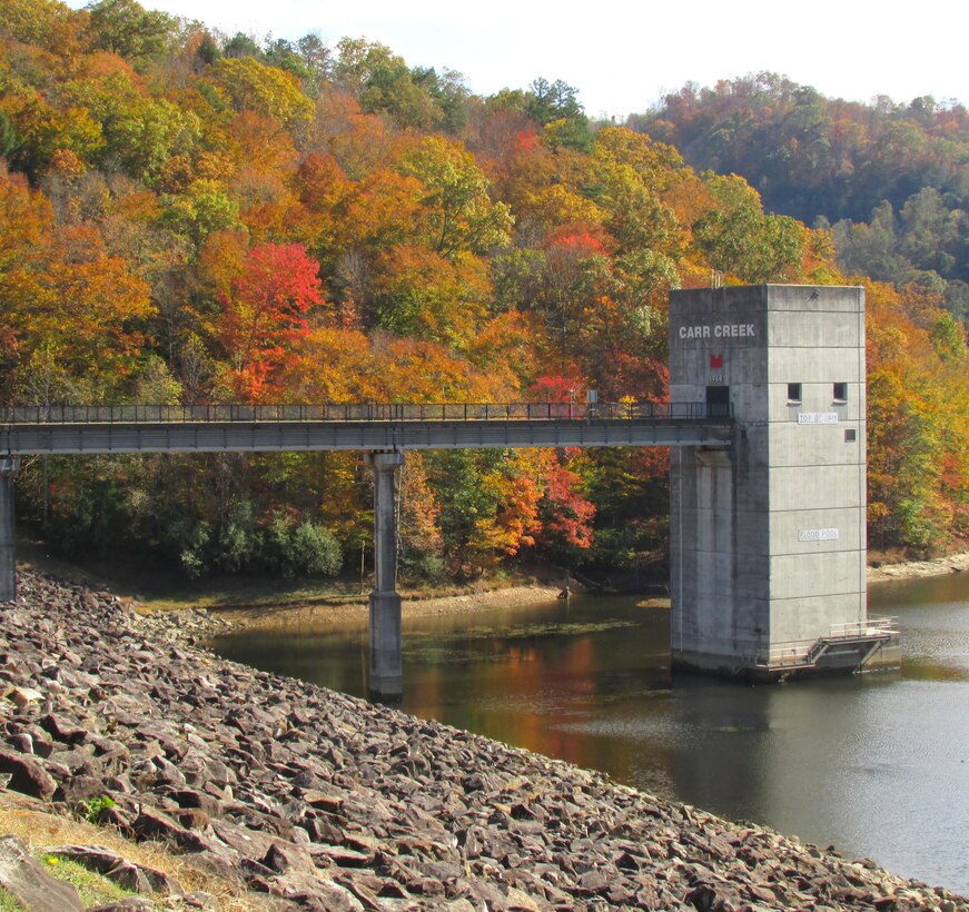 Fall at Carr Creek Lake