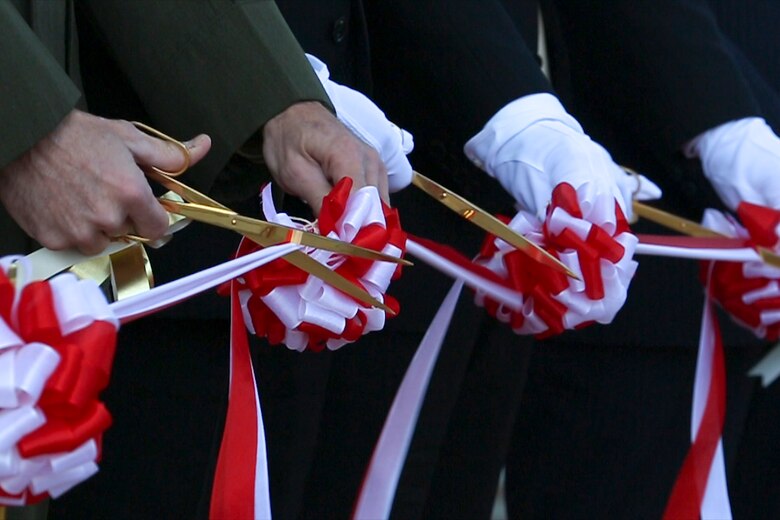 "Bond" Stadium brings American, Japanese locals together