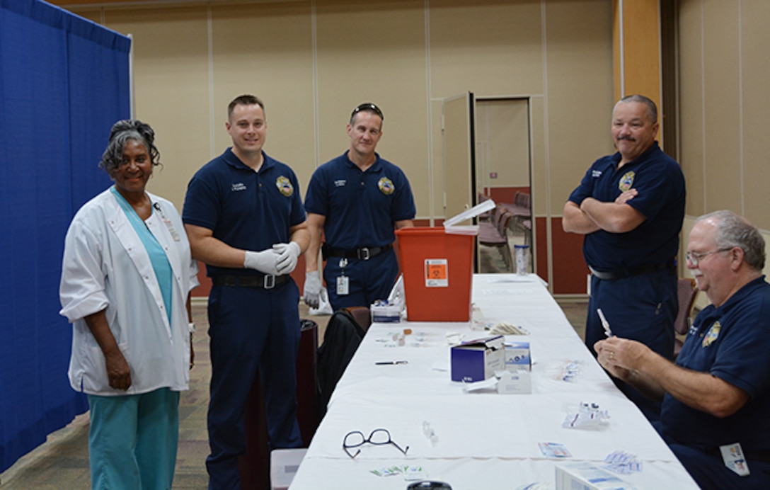 Personnel ready to provide flu shots