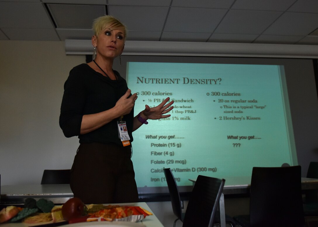 Julie Andersen, Nutritional Medicine clinical dietician, teaches a nutrition class on Joint Base Langley-Eustis, Va., Nov. 3, 2017.