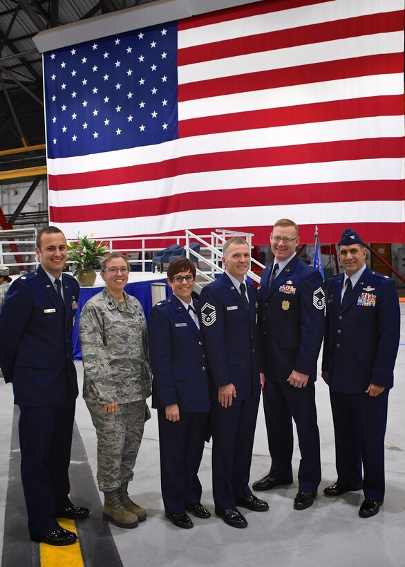 Change of command successful at Illinois unit