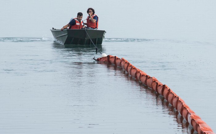 MCAS Iwakuni Harbor Ops conducts facilities-response training