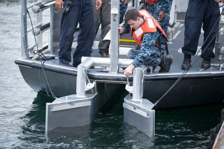 MCAS Iwakuni Harbor Ops conducts facilities-response training