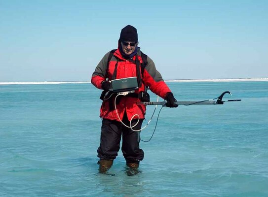 Cold Regions Lab retires sea ice expert