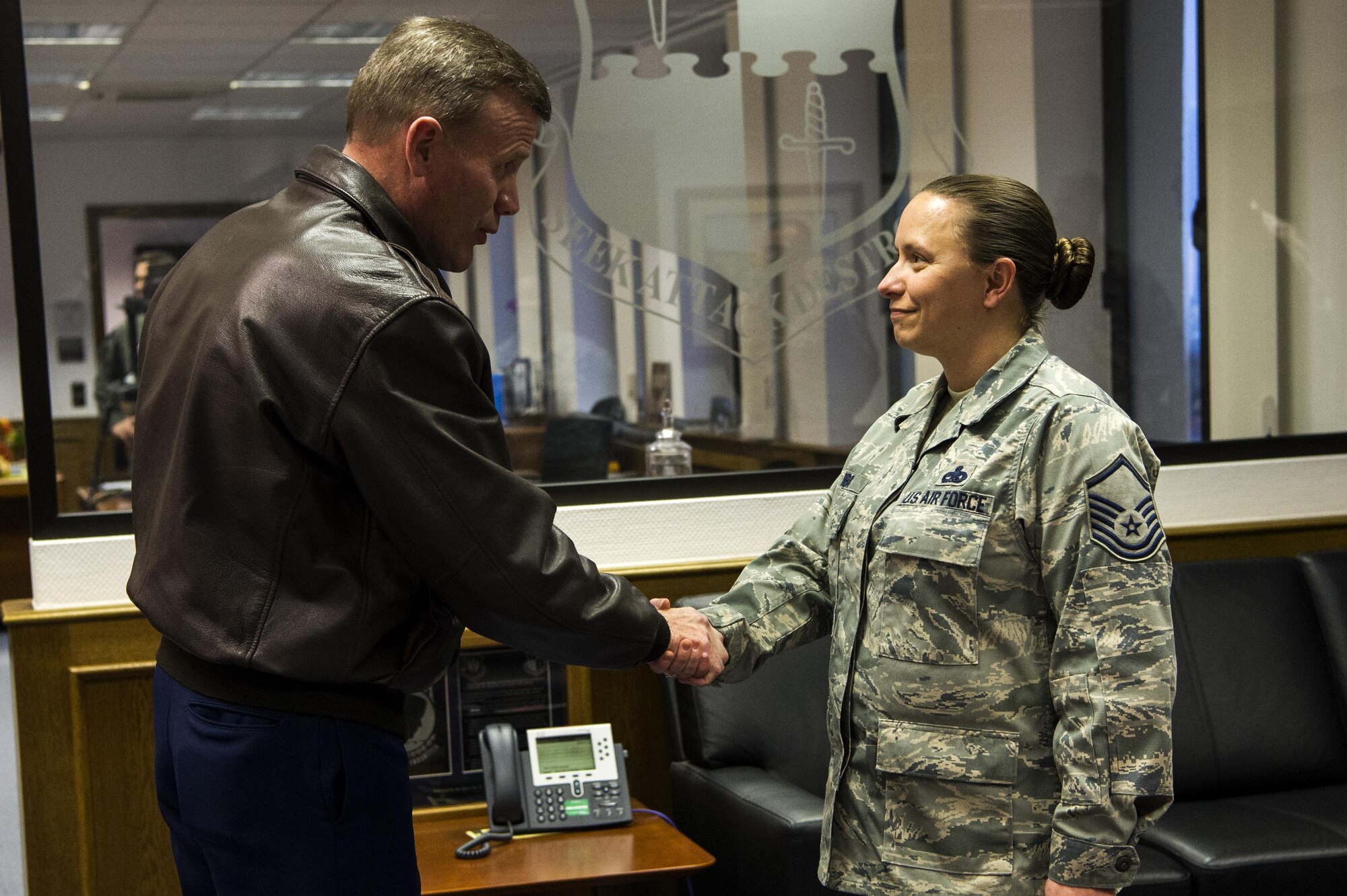 Gen. Wolters visits Spangdahlem, recognizes local mayor