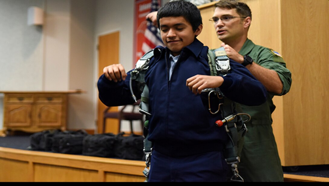 Hope High School JROTC visits 189th Airlift Wing