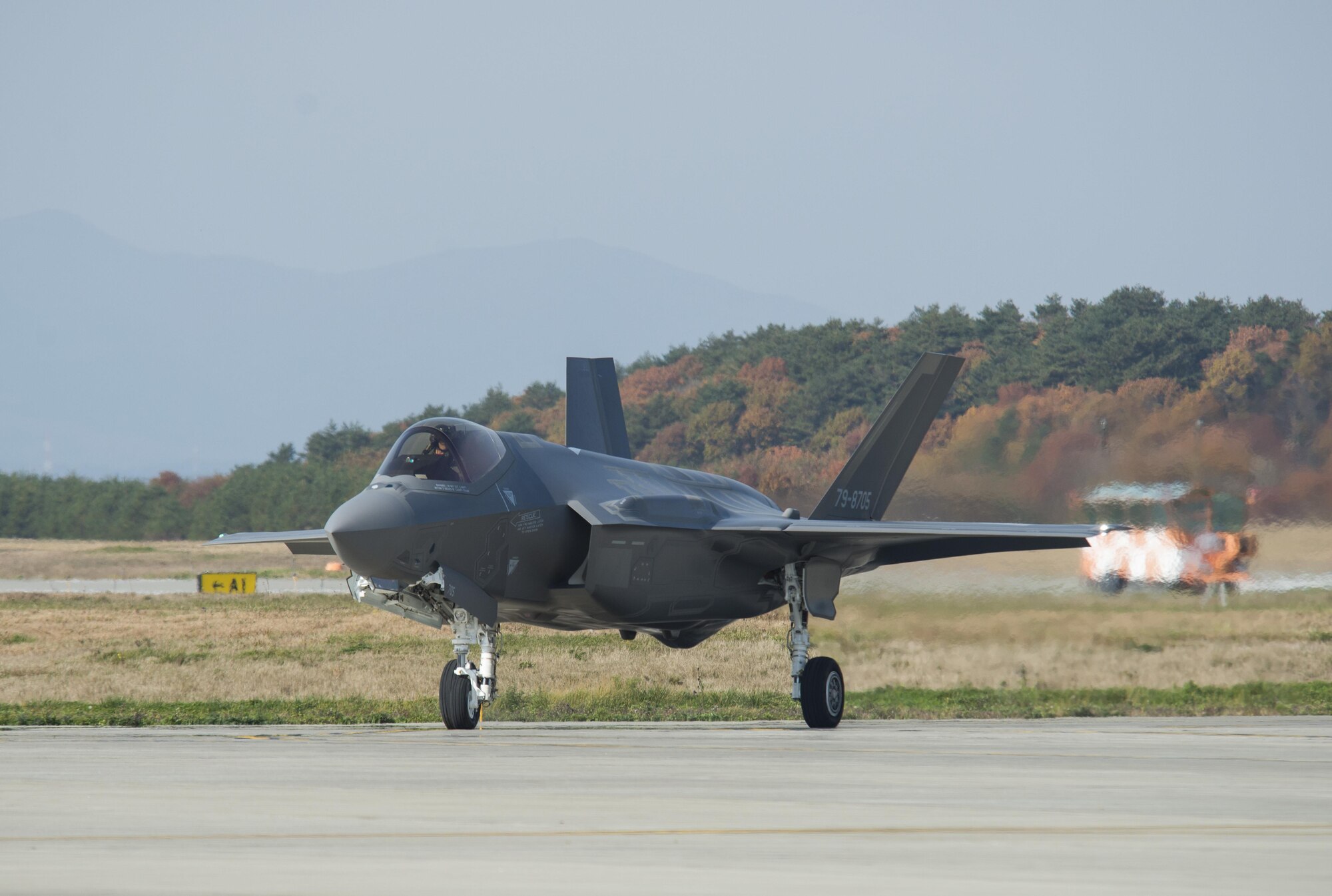 F-35A taxis on runway