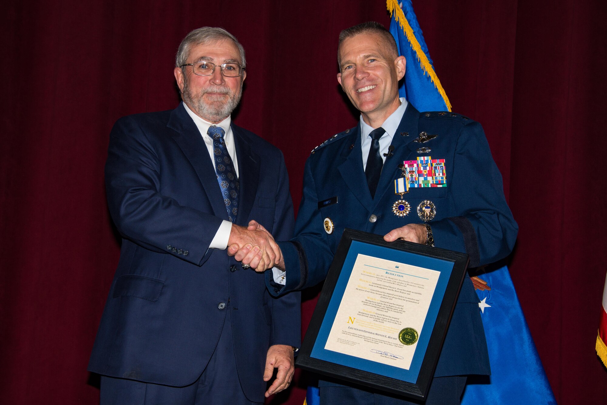 Lt. Gen. Steven L. Kwast receives Distinguished Service Medal