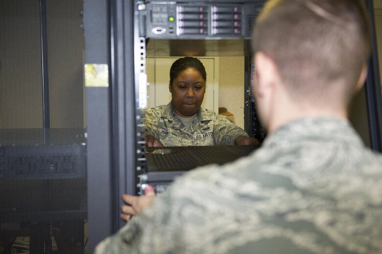 82nd CS wins 2017 AETC Information Dominance small unit award