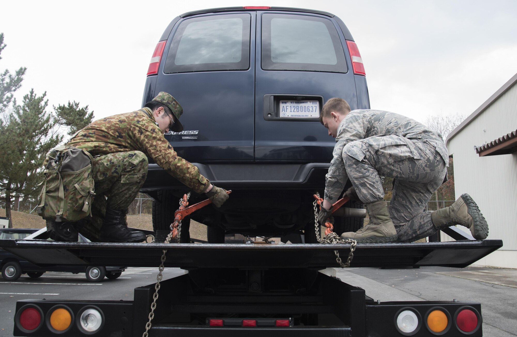 Misawa Airmen hosts JGSDF soldiers during bilateral exchange