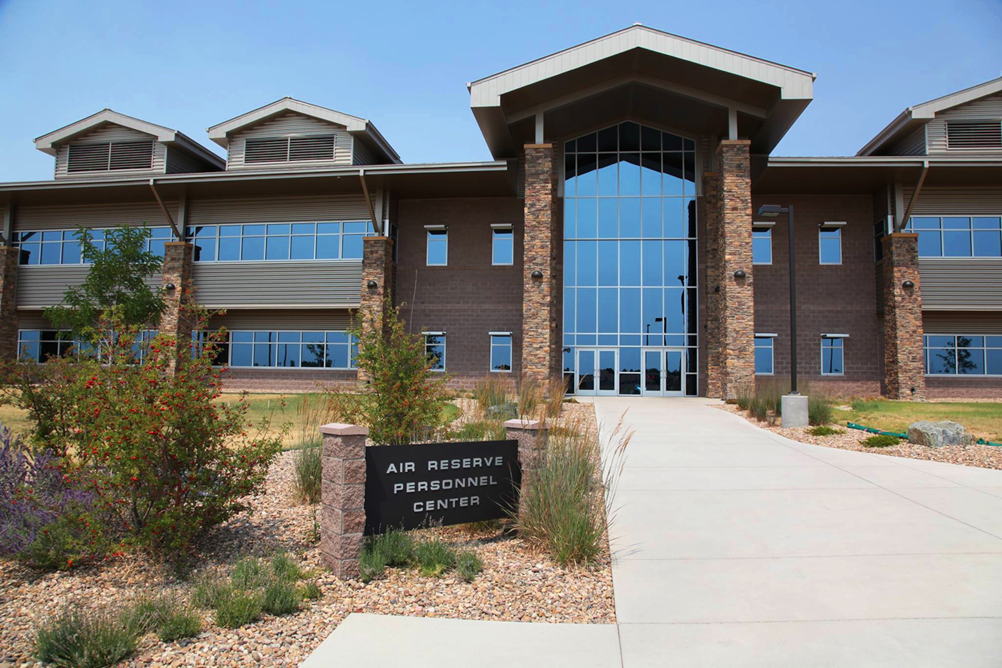 he Headquarters Air Reserve Personnel Center, located at Buckley AFB, Colo., is a major command direct reporting unit of Air Force Reserve Command with technical and policy guidance provided by the Chief of Air Force Reserve.