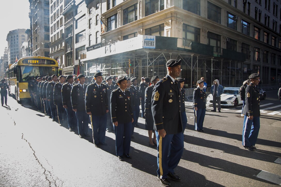 77th SB Marches in NYC Vets Day Parade