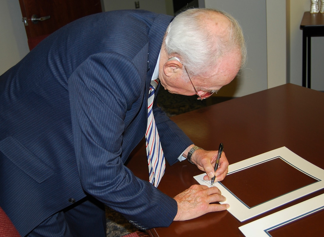 Mr. Ian Whittle son of Sir Frank Whittle visits the Air Force Research Laboratory, Wright-Patterson, Air Force Base Ohio