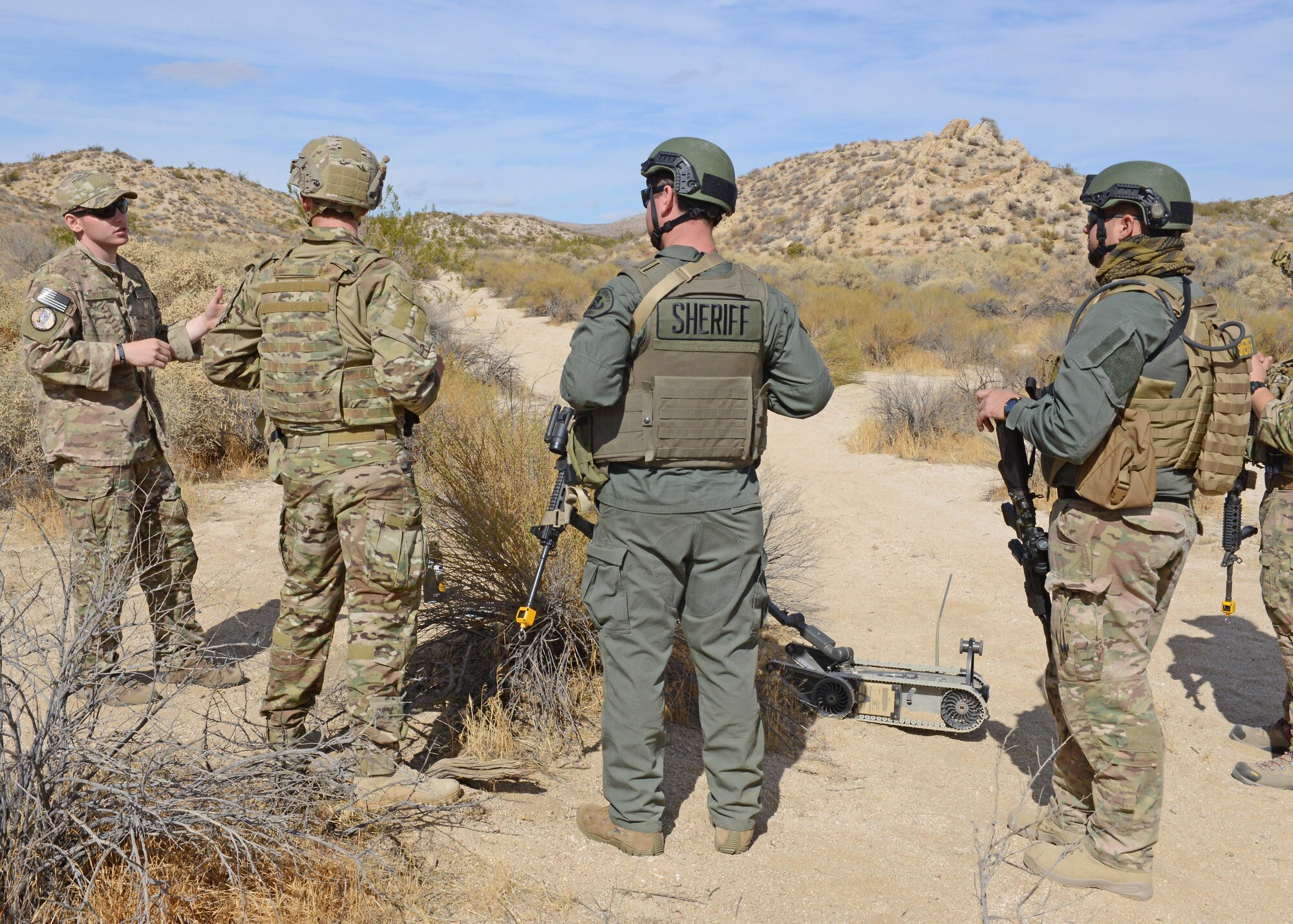 Edwards EOD hosts realistic training for fellow bomb squad members