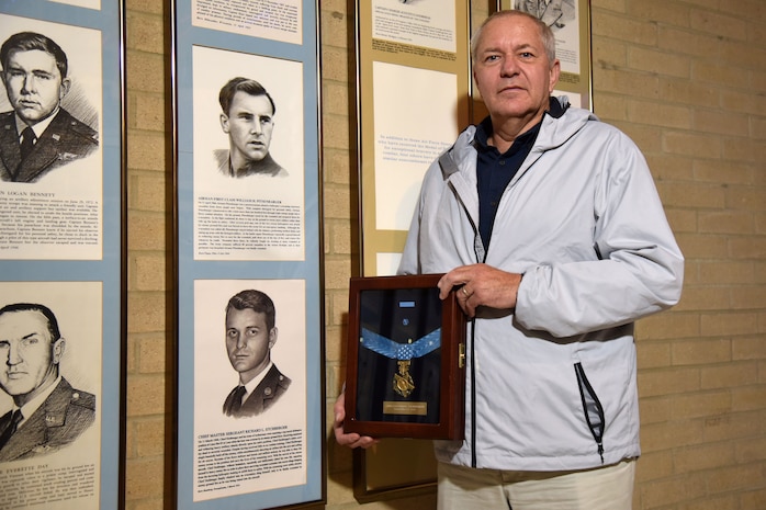 Cory Etchberger, a son of CMSgt. Richard Etchberger, visited the National Museum of the U.S. Air Force on November 15, 2017. His father saved the lives of others by sacrificing his own at LS 85 in 1968. After the declassification of LS 85 and a reevaluation of his actions, Etchberger was awarded the Medal of Honor in 2010.