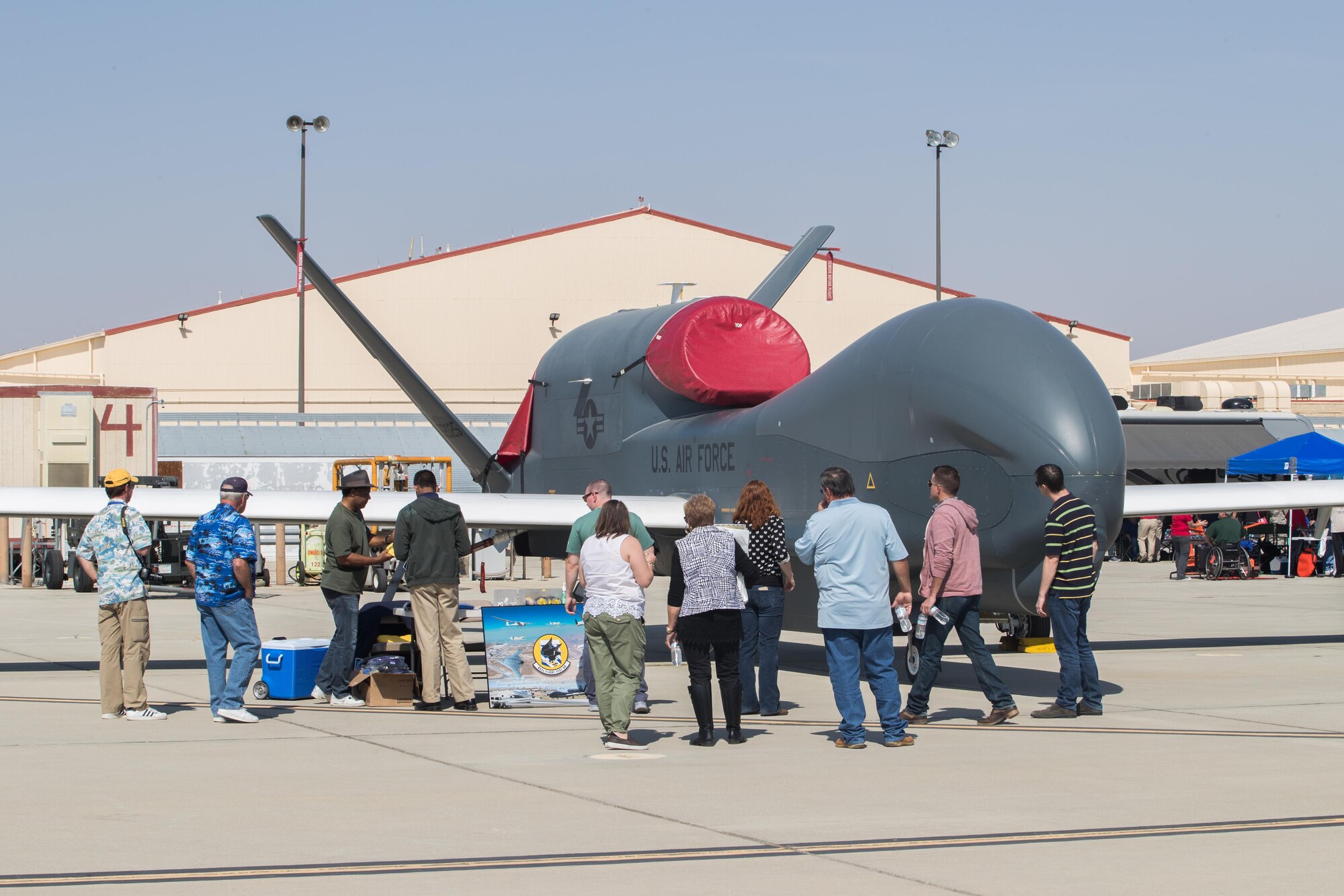 Planes, aviation legends, highlight 70th anniversary