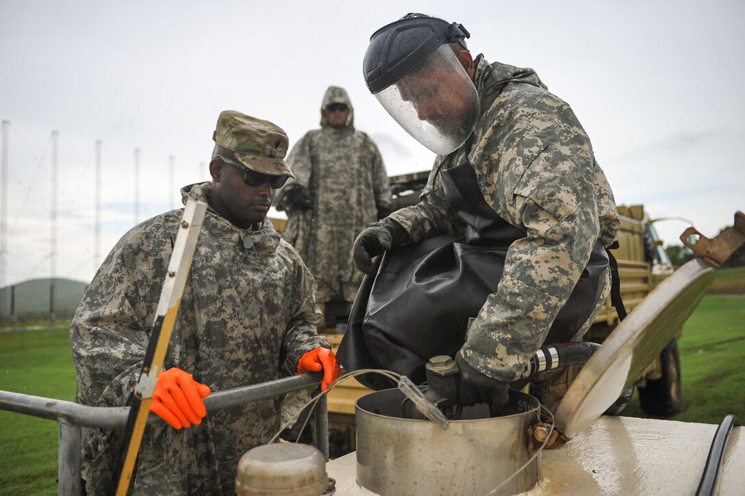 941st Quartermaster Company delivers fuel to Vieques