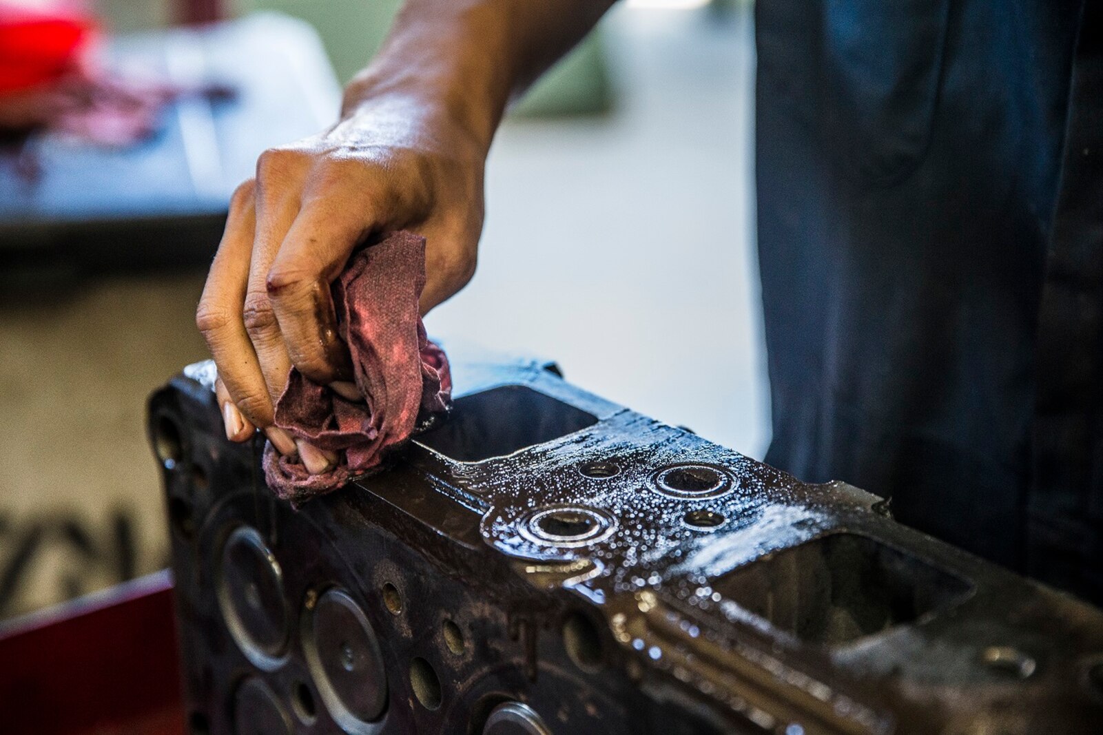 Expeditionary Warfare School Participates in MLG Day