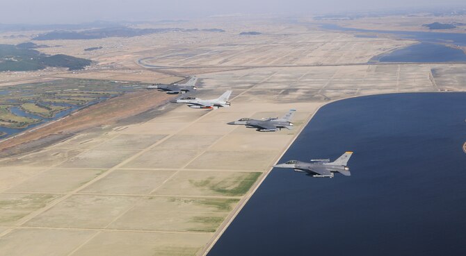 U.S. Air Force pilots assigned to the 8th Fighter Wing and Republic of Korea Air Force pilots assigned to the 38th Fighter Group in a formation during a “Friendship Flight” mission in the airspace around Kunsan Air Base, Republic of Korea, Oct. 30, 2017. This type of mission, among other training sorties, allows pilots to communicate and hone skills necessary to carry out combined missions as a cohesive component. (U.S. Air Force photo by Senior Airman Colby L. Hardin)