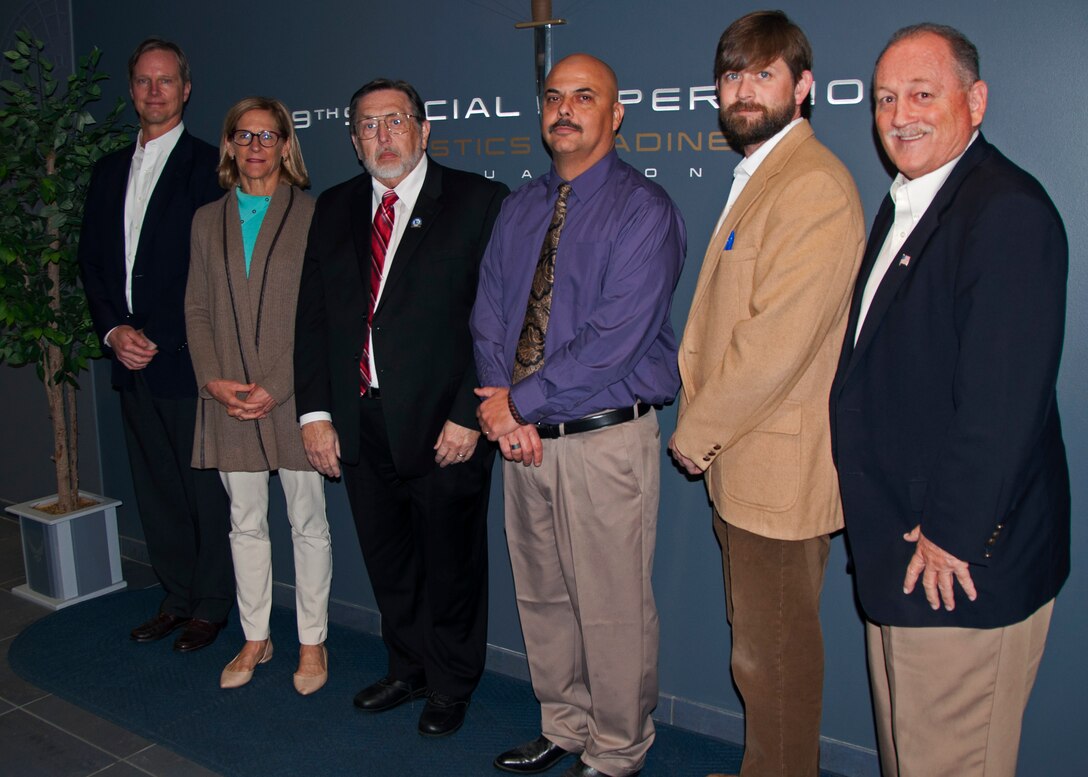 The 919th Special Operations Wing inducted six new honorary commanders from the local community Nov. 15, 2017