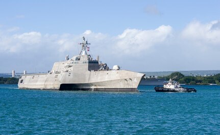 USS Coronado arrives in Hawaii for final port call
