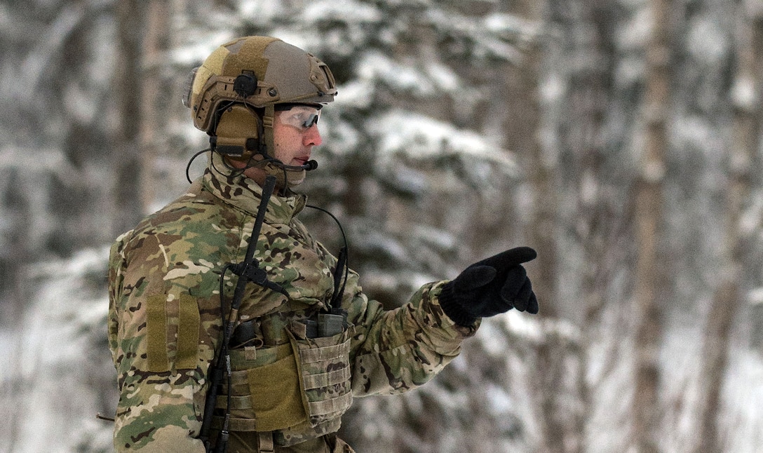 Alaska Air National Guard and Alaska Army National Guard cooperate for ...