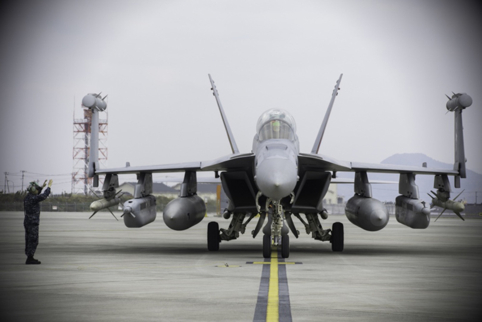 Initial Japan-Based CVW-5 Jet Squadrons Fly-in to MCAS Iwakuni