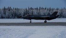 The Lockheed Martin’s F-35A test crew is conducting testing on Eielson Air Force Base, Alaska, to certify the aircraft’s ability to taxi and land on an icy runway.