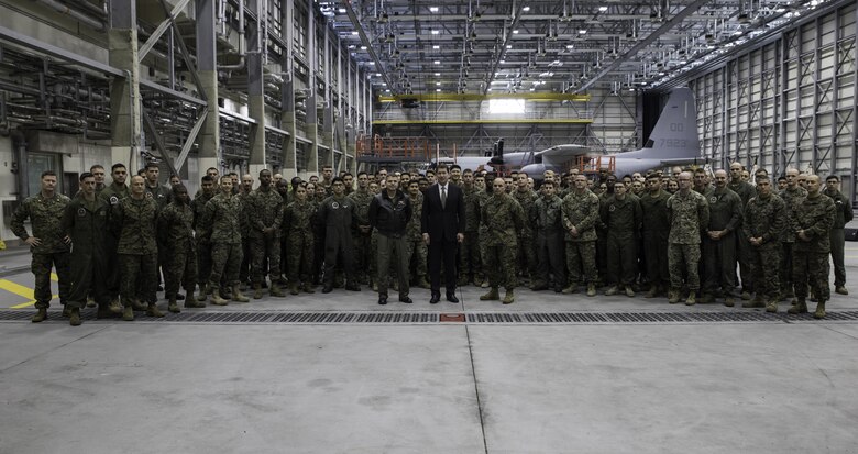 U.S. Ambassador to Japan makes first visit to MCAS Iwakuni
