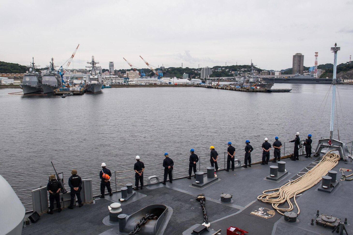 USS Ashland Arrives in Yokosuka for Training-Focused Stop in Indo-Asia-Pacific Deployment