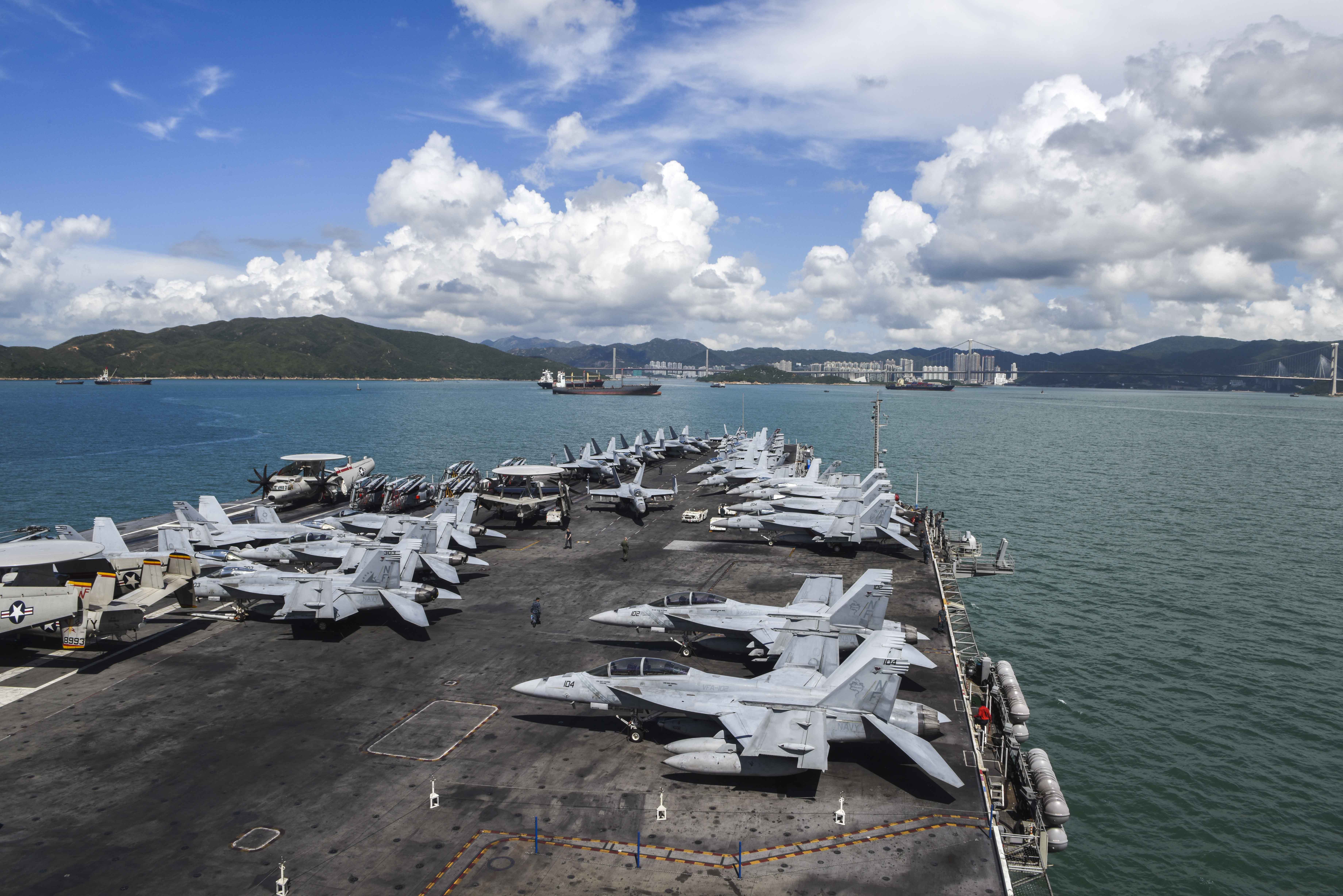 海*軍様 アメリカ海軍 CVN-76 USS RONALD REAGAN チャレ USS Ronald Reagan Returns to Yokosuka > United States Navy